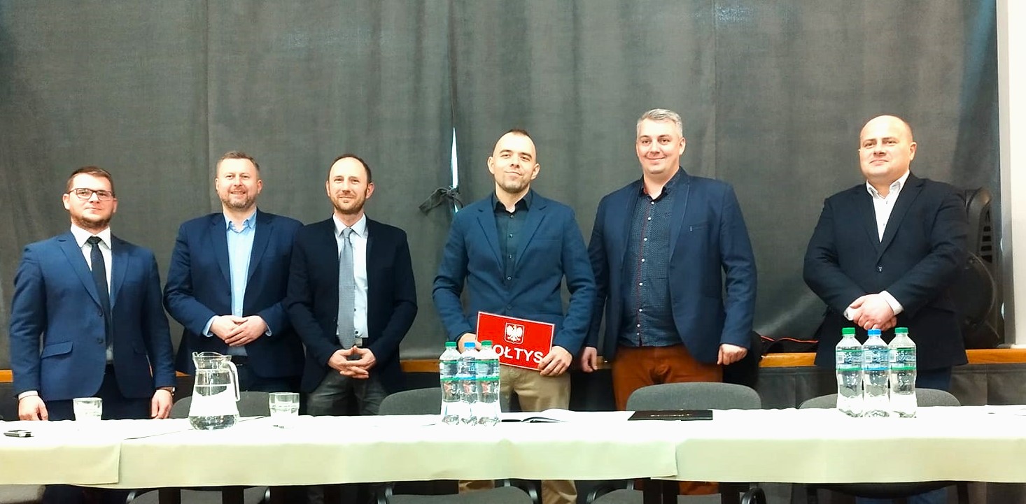 przedstawiciele władz