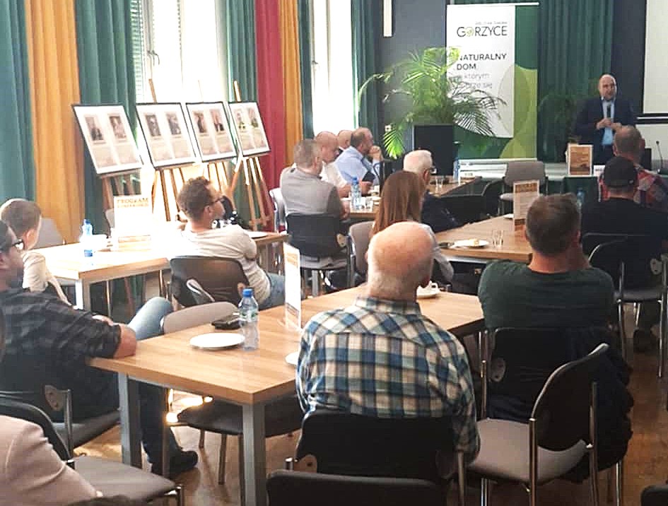 uczetnicy konferencji