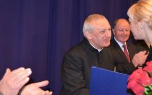Gorzycka Perła dla ks. dr Henryka Olszara