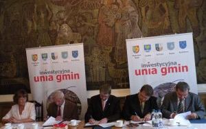 INWESTYCYJNA UNIA GMIN