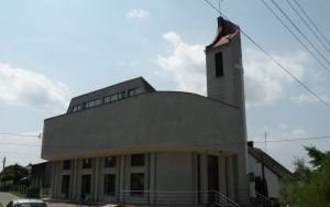 KOŚCIÓŁ W OSINACH