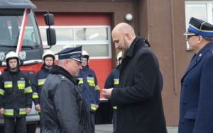 Przekazanie wozu stażackiego dla OSP Gorzyce