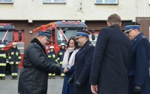 Przekazanie wozu stażackiego dla OSP Gorzyce