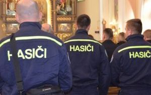 Przekazanie wozu stażackiego dla OSP Gorzyce